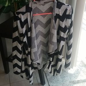 Black/light grey Chevron striped cardigan